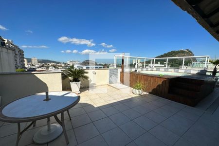 Apartamento à venda com 169m², 2 quartos e 2 vagasCobertura
