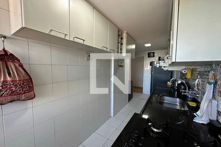Apartamento à venda com 169m², 2 quartos e 2 vagasCozinha