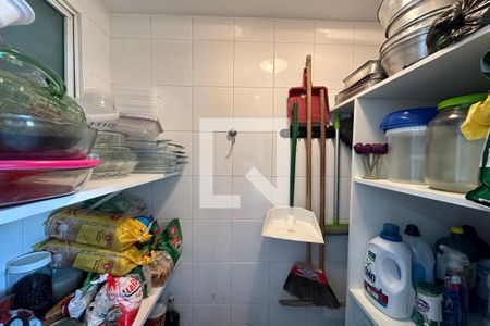 Apartamento à venda com 169m², 2 quartos e 2 vagasDespensa