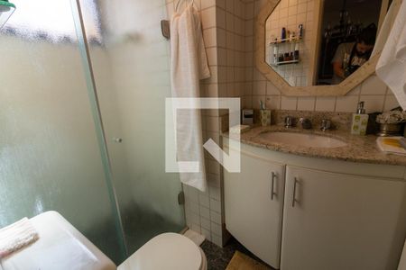Apartamento à venda com 70m², 1 quarto e 2 vagasBanheiro
