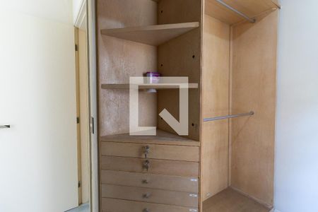 Apartamento para alugar com 50m², 2 quartos e 1 vagaQuarto 2/Closet