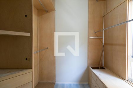 Quarto 2/Closet de apartamento para alugar com 2 quartos, 50m² em Aclimação, São Paulo