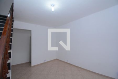 Sala de casa para alugar com 4 quartos, 153m² em Irajá, Rio de Janeiro