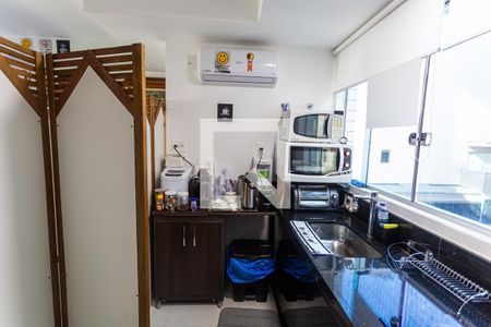 Apartamento à venda com 44m², 1 quarto e 2 vagas Apartamento à venda com 44m², 1 quarto e 2 vagasCozinha