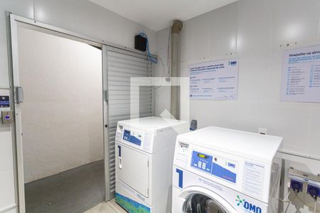 Apartamento à venda com 44m², 1 quarto e 2 vagas Apartamento à venda com 44m², 1 quarto e 2 vagasLavanderia