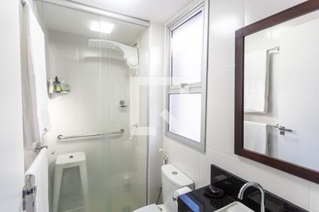 Apartamento à venda com 44m², 1 quarto e 2 vagas Apartamento à venda com 44m², 1 quarto e 2 vagasBanheiro da Suíte