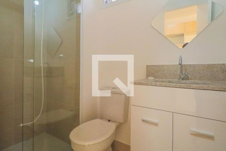 Banheiro  de kitnet/studio à venda com 1 quarto, 24m² em Quarta Parada, São Paulo