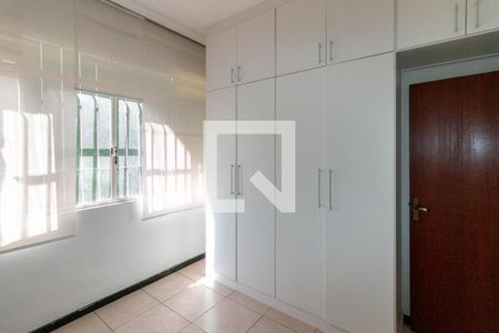 Quarto 1 de apartamento para alugar com 2 quartos, 85m² em Gutierrez, Belo Horizonte