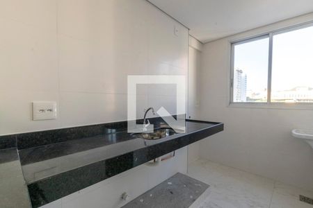 Cozinha de apartamento à venda com 2 quartos, 64m² em Santo Agostinho, Belo Horizonte