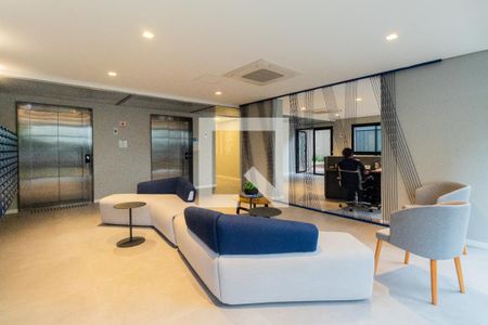 Apartamento à venda com 35m², 1 quarto e sem vaga Apartamento à venda com 35m², 1 quarto e sem vagaHall social