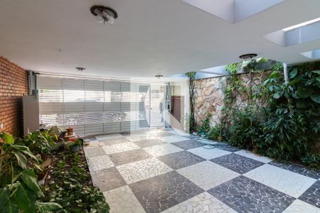 Casa à venda com 218m², 3 quartos e 2 vagasGaragem