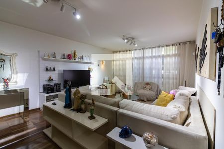 Sala 1 de casa à venda com 3 quartos, 218m² em Vila Congonhas, São Paulo