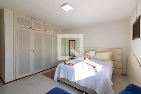 Casa à venda com 218m², 3 quartos e 2 vagasQuarto 1 