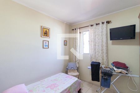 Quarto 2 de casa à venda com 3 quartos, 113m² em Veloso, Osasco