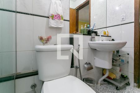 Banheiro Social de casa à venda com 2 quartos, 163m² em Frei Leopoldo, Belo Horizonte