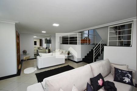 Sala 1 de casa para alugar com 3 quartos, 286m² em Jardim Guapira, São Paulo