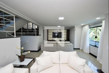 Sala 1 de casa para alugar com 3 quartos, 286m² em Jardim Guapira, São Paulo