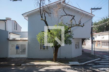 Fachada de casa à venda com 3 quartos, 120m² em Saúde, São Paulo