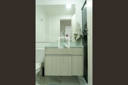 Apartamento à venda com 75m², 2 quartos e 2 vagasBanheiro da Suíte 1