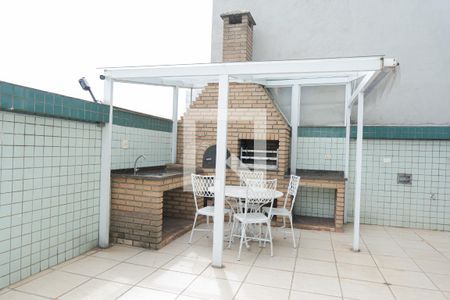 Apartamento à venda com 75m², 2 quartos e 2 vagasChurrasqueira