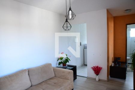Sala de apartamento para alugar com 2 quartos, 43m² em Jardim Isis, Cotia