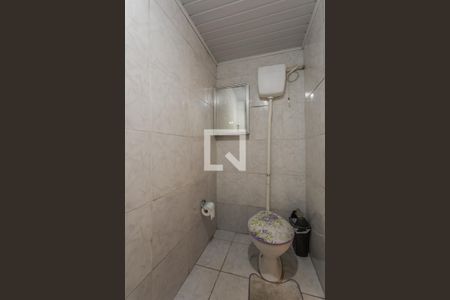 Casa à venda com 250m², 3 quartos e 2 vagas Casa à venda com 250m², 3 quartos e 2 vagasBanheiro