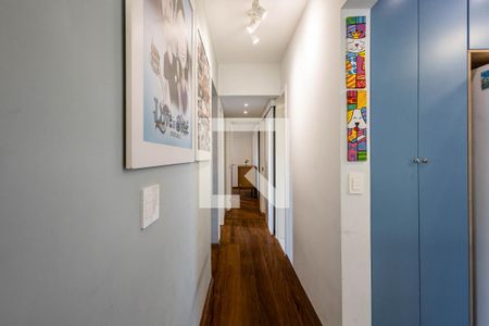 Apartamento para alugar com 107m², 3 quartos e 1 vagaCorredor