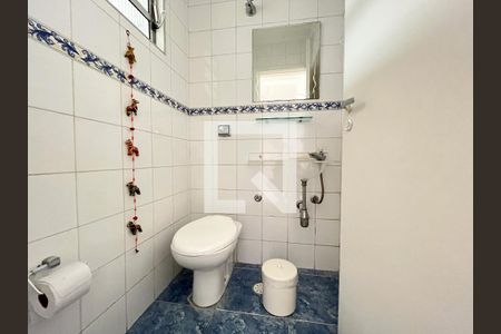 Casa à venda com 100m², 2 quartos e sem vaga Casa à venda com 100m², 2 quartos e sem vagaLavabo