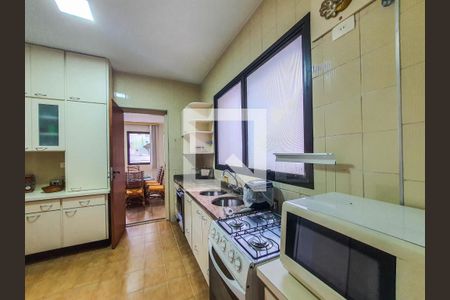 Apartamento para alugar com 108m², 3 quartos e 2 vagasCozinha