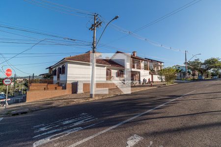 Casa à venda com 380m², 4 quartos e 4 vagasFachada