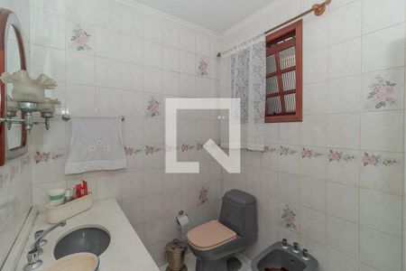 Casa à venda com 380m², 4 quartos e 4 vagasBanheiro