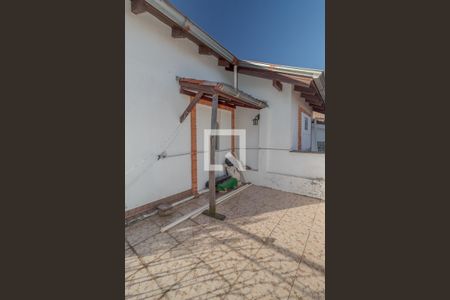 Casa à venda com 380m², 4 quartos e 4 vagas Casa à venda com 380m², 4 quartos e 4 vagasEspaço aberto segundo piso