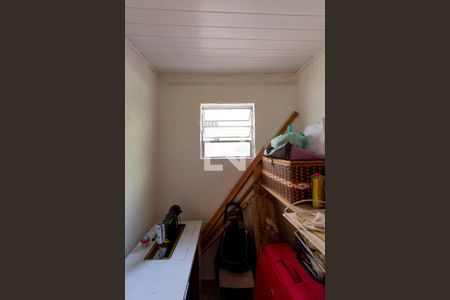 Casa à venda com 150m², 3 quartos e 2 vagasQuarto de Serviço