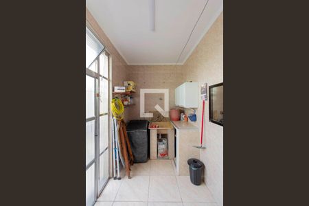 Casa à venda com 150m², 3 quartos e 2 vagasÁrea de Serviço