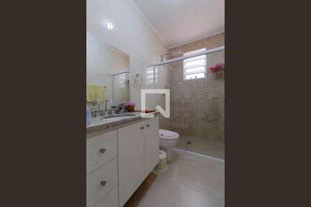 Casa à venda com 150m², 3 quartos e 2 vagasBanheiro 2