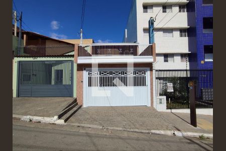 Casa à venda com 150m², 3 quartos e 2 vagasFachada