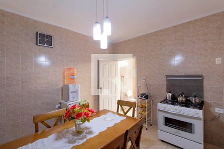 Casa à venda com 150m², 3 quartos e 2 vagasCozinha