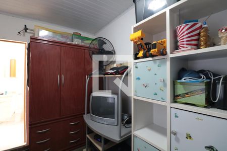 Quarto 2 de casa à venda com 2 quartos, 300m² em Água Rasa, São Paulo