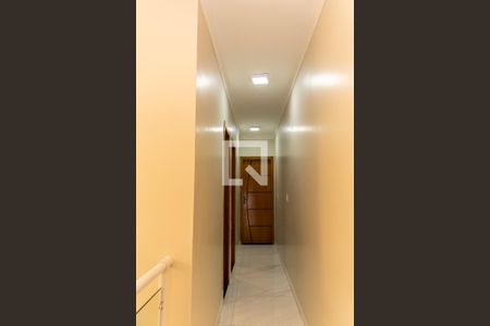 Casa à venda com 120m², 3 quartos e 2 vagasCorredor