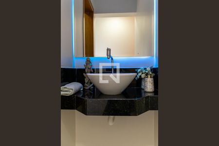 Casa à venda com 120m², 3 quartos e 2 vagasLavabo