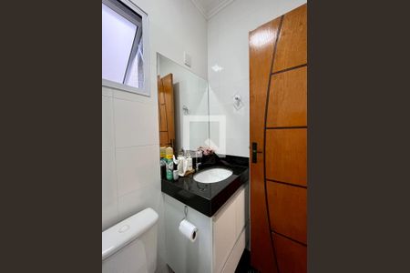 Casa à venda com 120m², 3 quartos e 2 vagasBanheiro