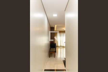 Casa à venda com 120m², 3 quartos e 2 vagasCorredor