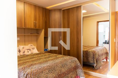 Casa à venda com 120m², 3 quartos e 2 vagasSuíte