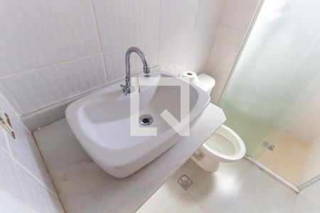 Apartamento para alugar com 45m², 2 quartos e 1 vaga Apartamento para alugar com 45m², 2 quartos e 1 vagaBanheiro
