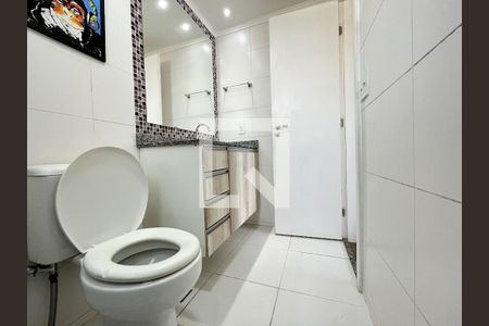 Apartamento à venda com 73m², 2 quartos e 1 vagaBanheiro da Suíte