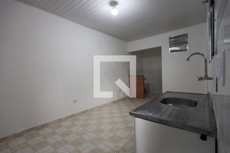 Cozinha / Sala  de casa para alugar com 2 quartos, 50m² em Jardim Monte Santo, Cotia