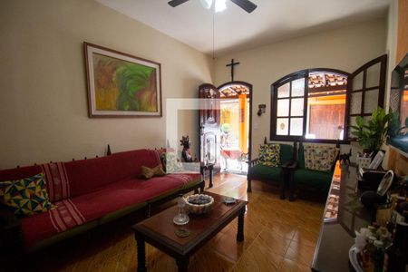 Sala de casa de condomínio à venda com 4 quartos, 180m² em Recreio dos Bandeirantes, Rio de Janeiro