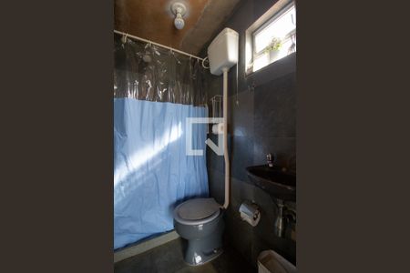 Casa de condomínio à venda com 180m², 4 quartos e 3 vagasLavabo da Área Gourmet