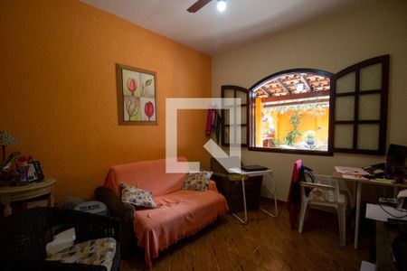 Casa de condomínio à venda com 180m², 4 quartos e 3 vagasQuarto 1