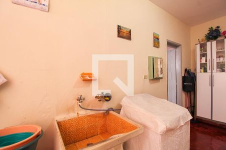 Casa à venda com 400m², 3 quartos e 2 vagasÁrea de Serviço